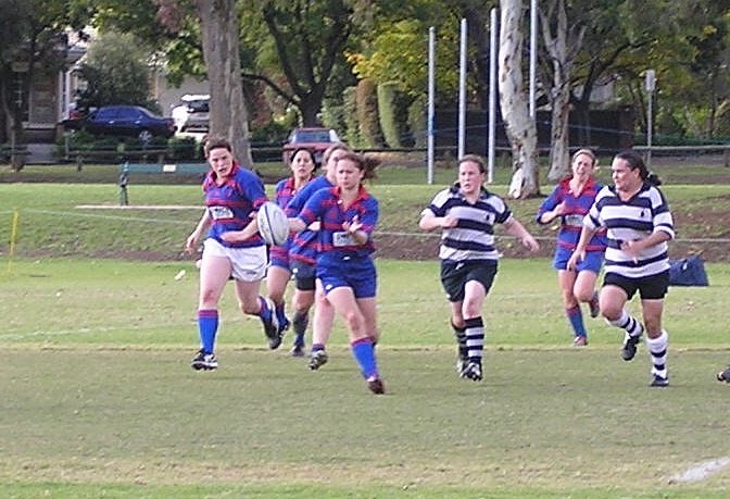 Frocs v Port - Kate passes